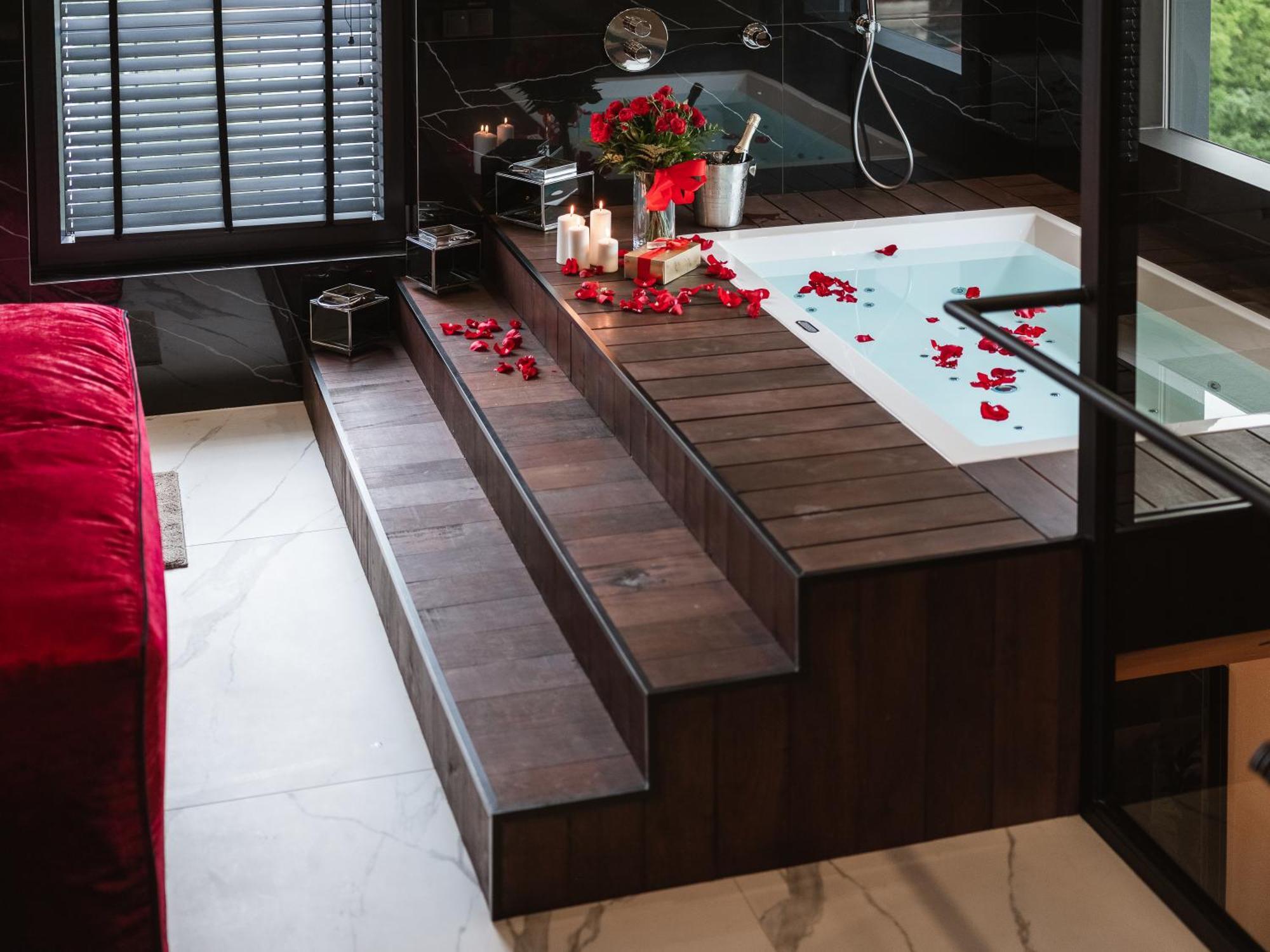 Apartment Art Penthouse With Jacuzzi - Center